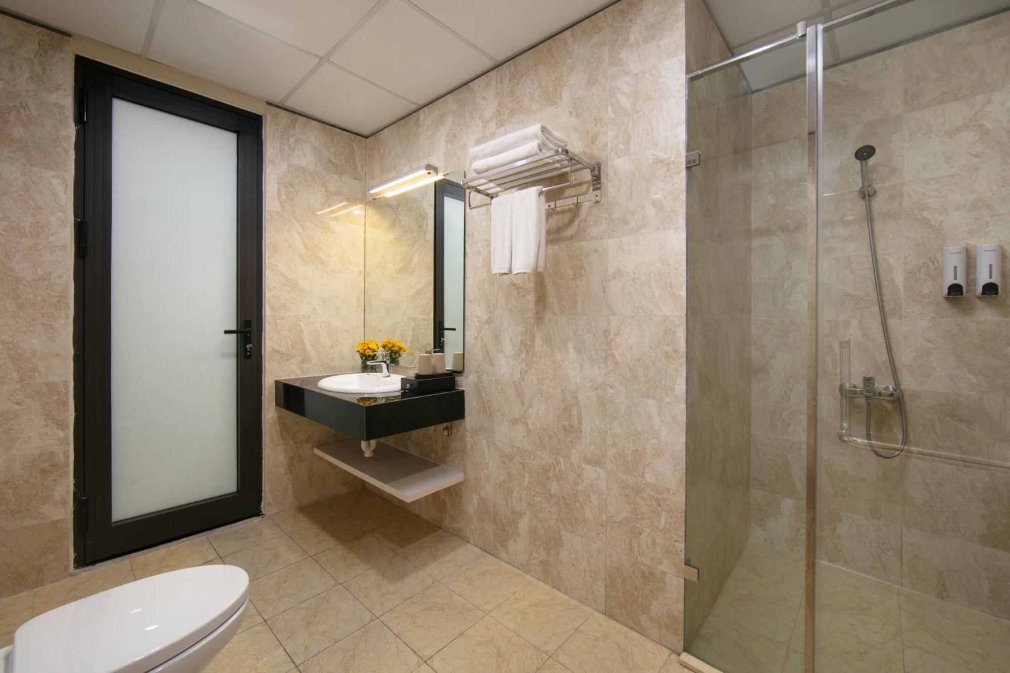 Hb Serviced Apartment - Lac Long Quan Hanoi Exterior photo