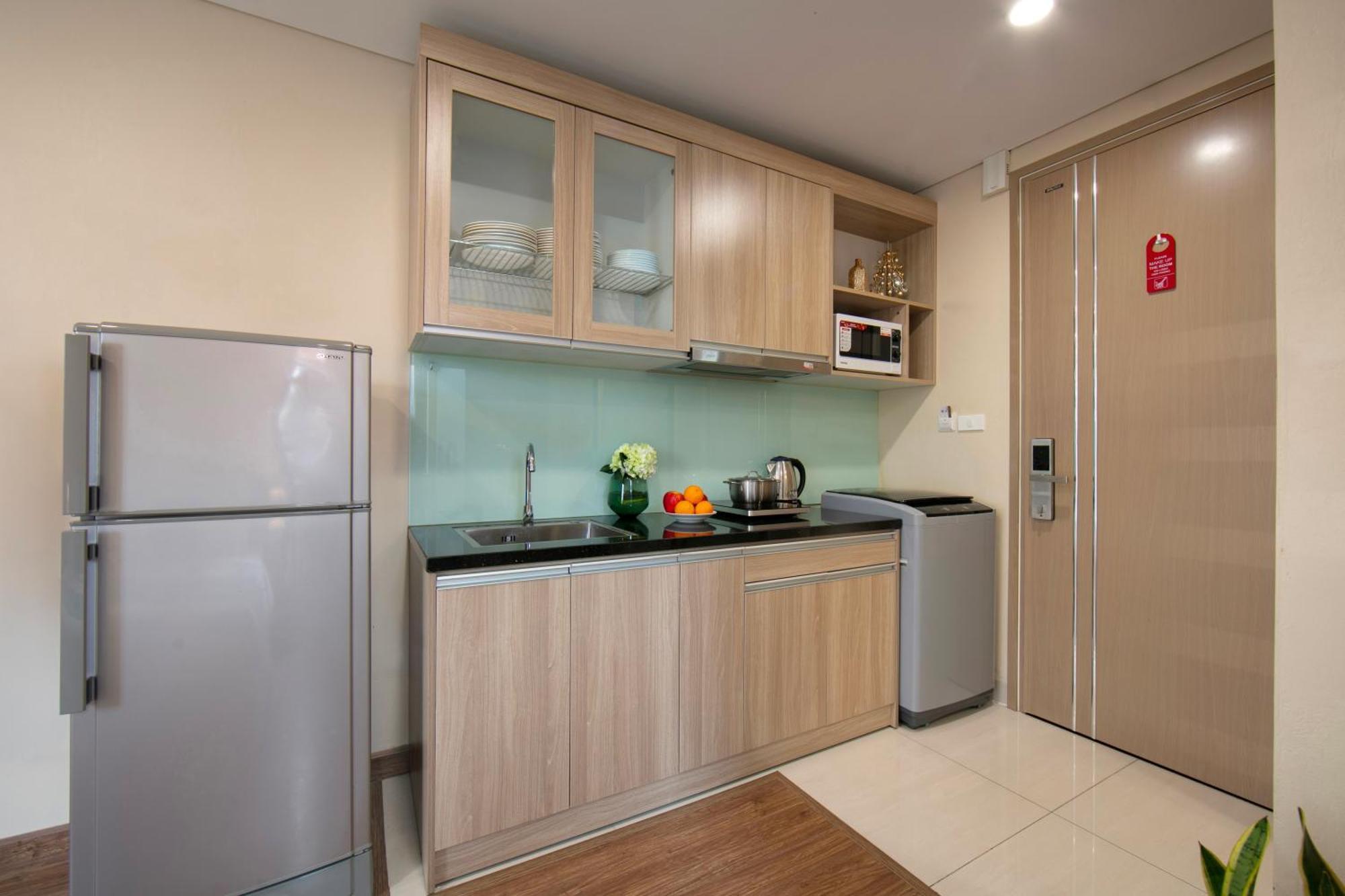 Hb Serviced Apartment - Lac Long Quan Hanoi Exterior photo